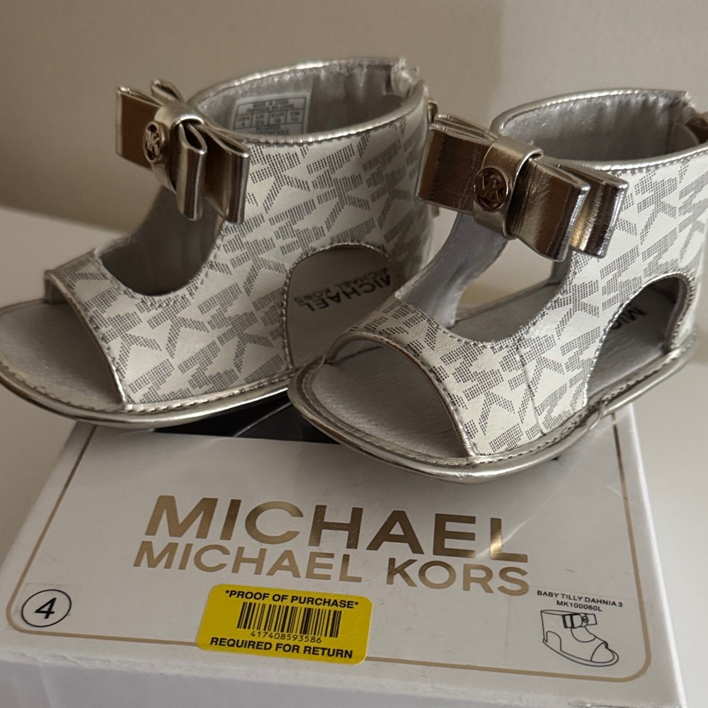 Michael Kors Kids' Gold and White Sandals size 9-12 months